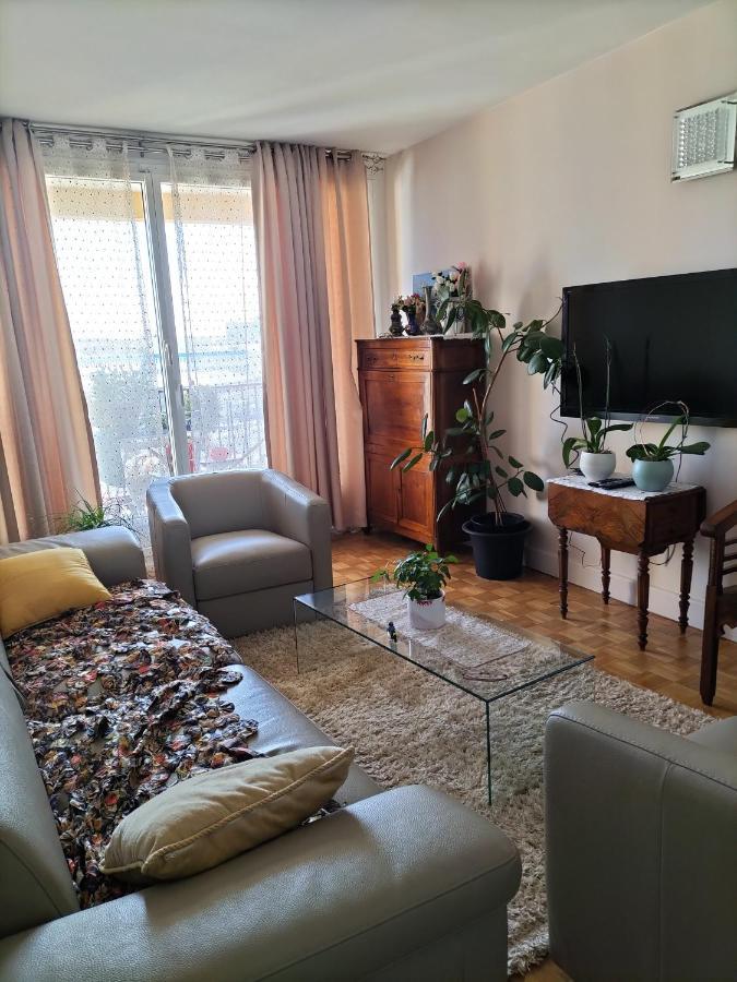 Ferienwohnung Balcon Surplombant Le Sud De Paris Arcueil Exterior foto